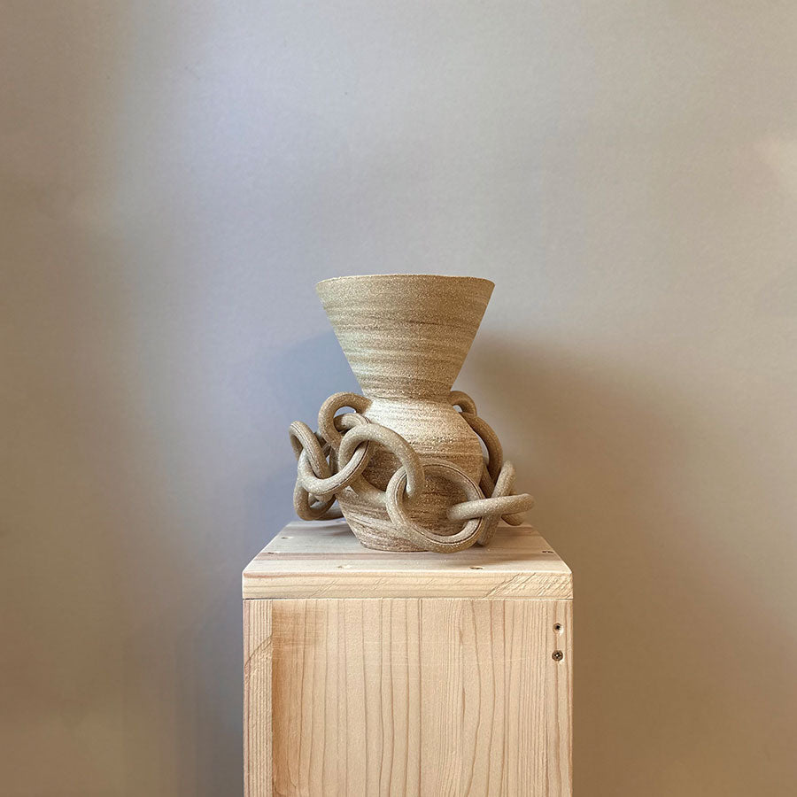 Alisida vase no. 2